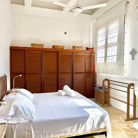 By Calamari Homes - El Porvenir 306 Walled Cartagena