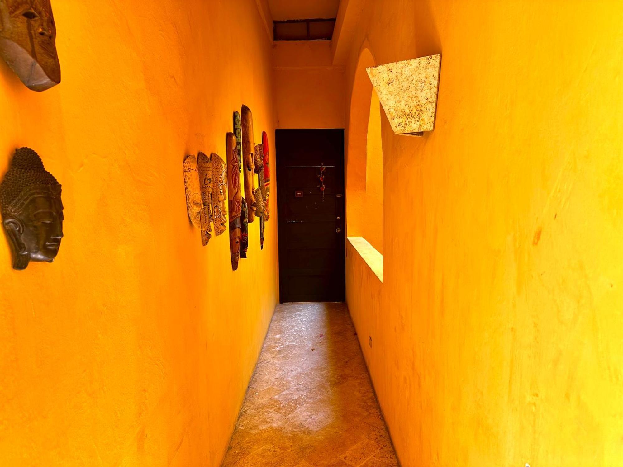 By Calamari Homes - El Porvenir 306 Walled Apartamento *